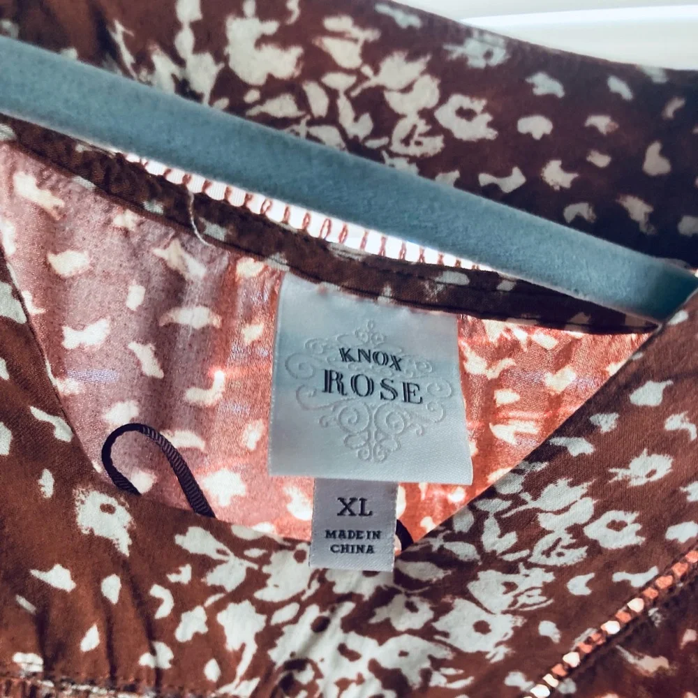 Knox Rose Floral Tunic Blouse - Picture 6 of 6